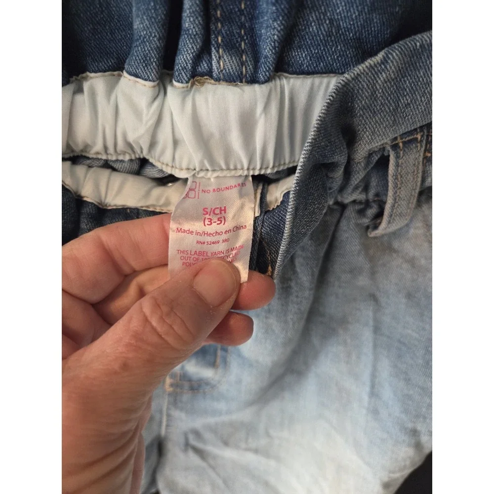 Y2K Inspired No Boundries Short Size 3/5